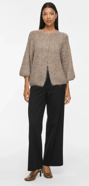 Vila Cardigan